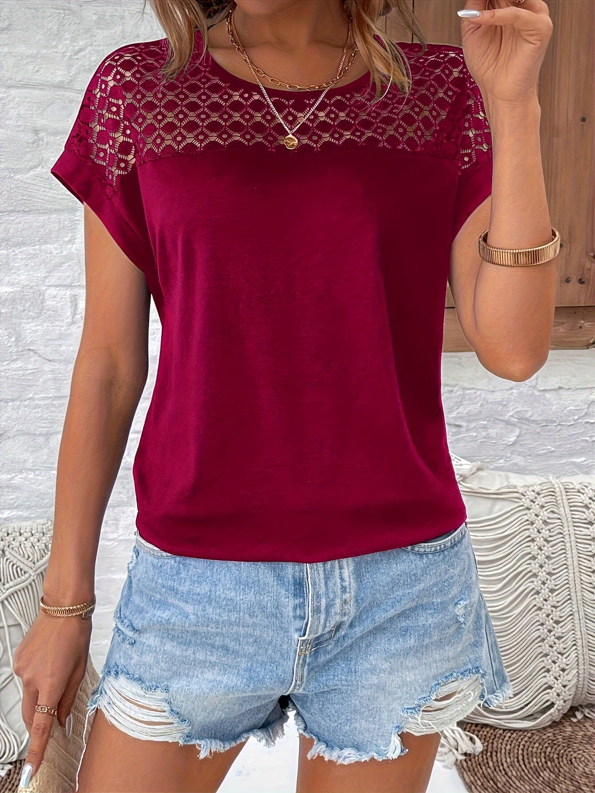 Lace Off-Shoulder T-Shirt Women's Vacation Batwing Short Sleeve Tops Casual Summer Loose Fit Elegant Floral Lace Tee Shirt Multiple Colors S M L XL