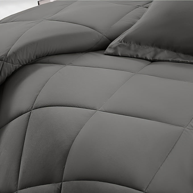 7-Piece Comforter Set, Queen/King Size – Soft Microfiber Pinch Pleated Bed-in-a-Bag with Comforter, Fitted Sheet, Flat Sheet & 4 Pillowcases, All-Season Bedding Set for Home & Dorm