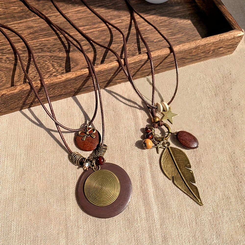 5-Piece Bohemian Layered Necklace Set for Women – Retro Boho Sweater Chain Y-Shaped Necklace with Feather, Leaf, Butterfly, and Star Pendants, Fashionable Stackable Jewelry Gift for Daily Wear and Banquets