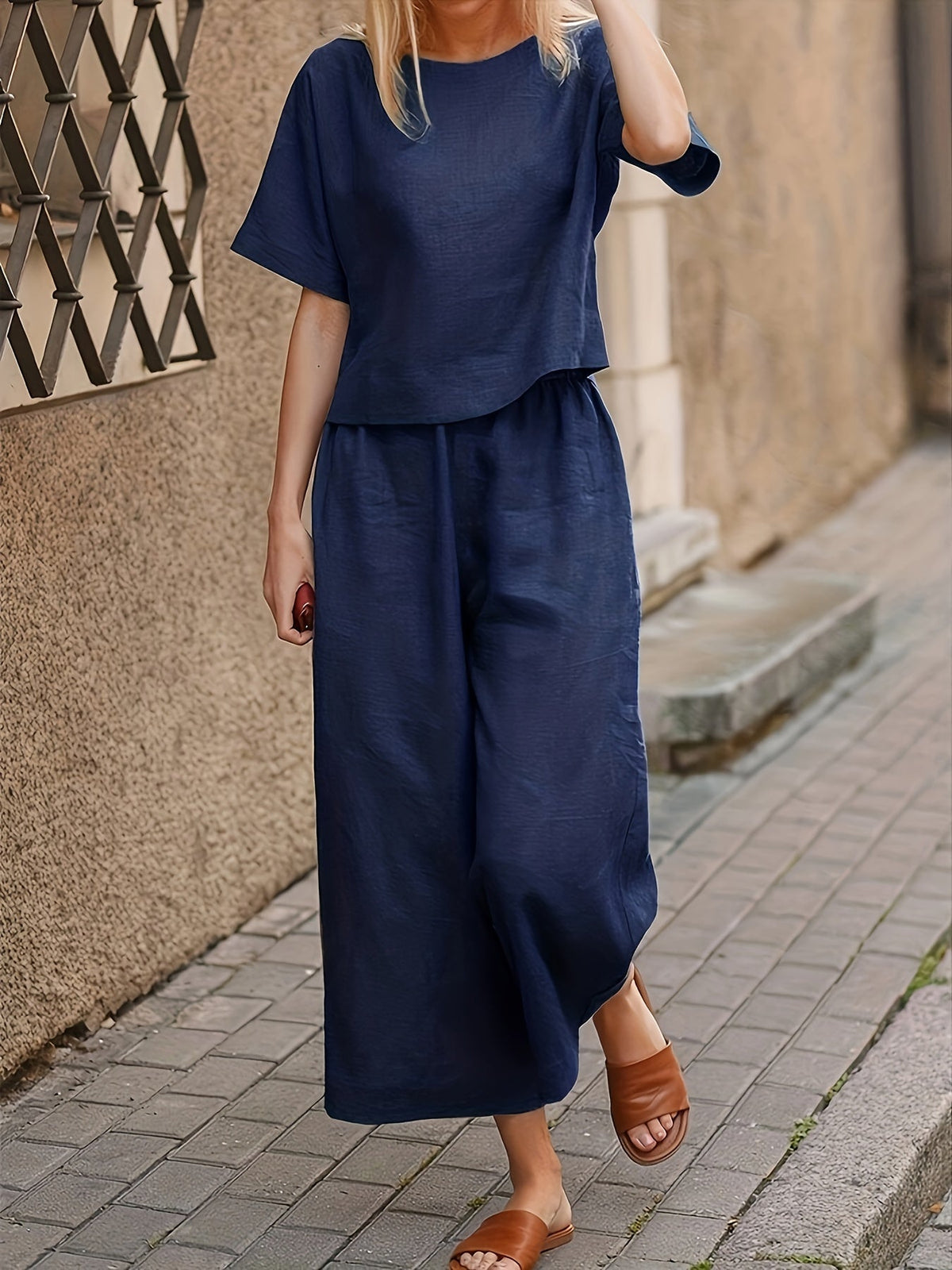 Women's 2-Piece Pantsuit Set, Casual Elegant Solid Color Crew Neck Short Sleeve Top and Wide Leg Pants, Loose Fit All-Season Outfit, S M L XL XXL