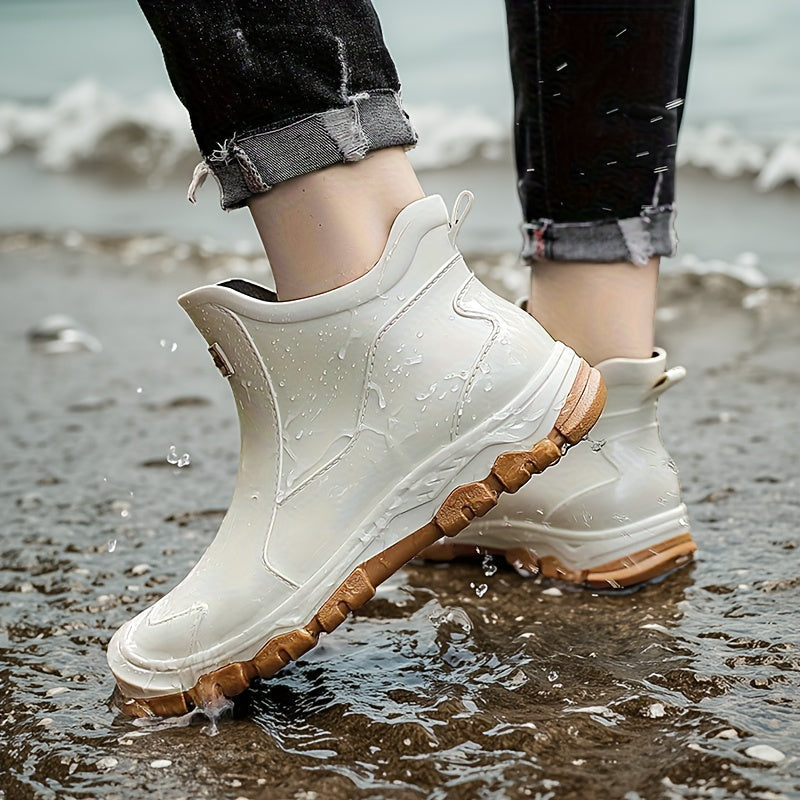 Lightweight Non-Slip Short Ankle Rain Boots for Men and Women, Cushioned Insoles, Breathable Lining, Textured Anti-Slip Sole, Fashionable Unisex Couple Rain Boots for Car Washing and Outdoor Activities, Black/Beige, US 5.5-12