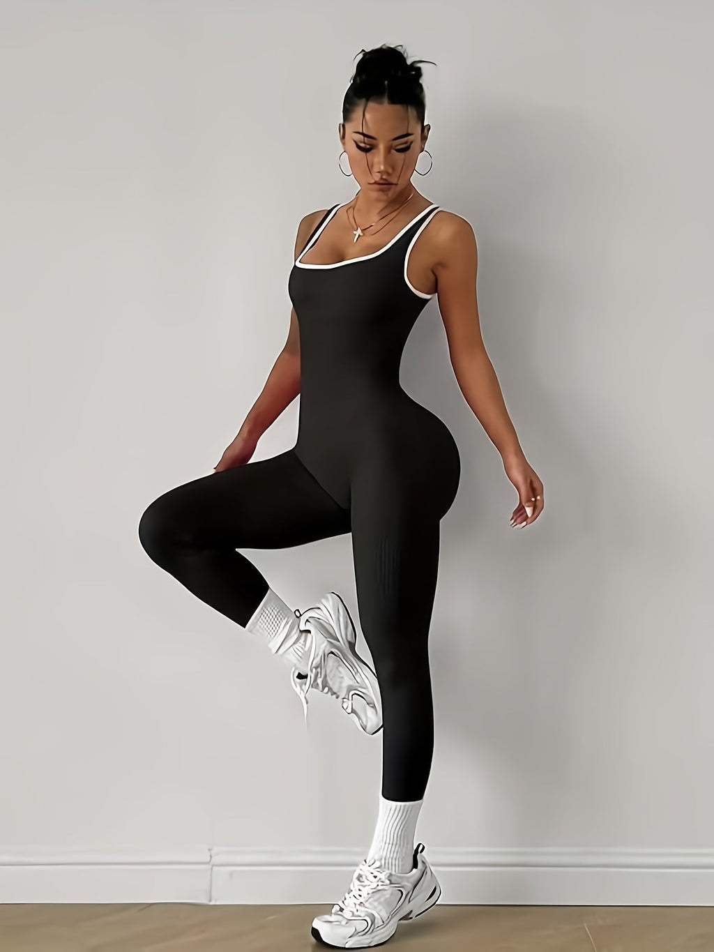 Women's Sleeveless Square Neck Jumpsuit – 90% Nylon Stretch Fabric, Thick & Opaque Activewear for Yoga, Pilates, Running, Fitness & Everyday Wear, Sizes S-XL, Multiple Colors
