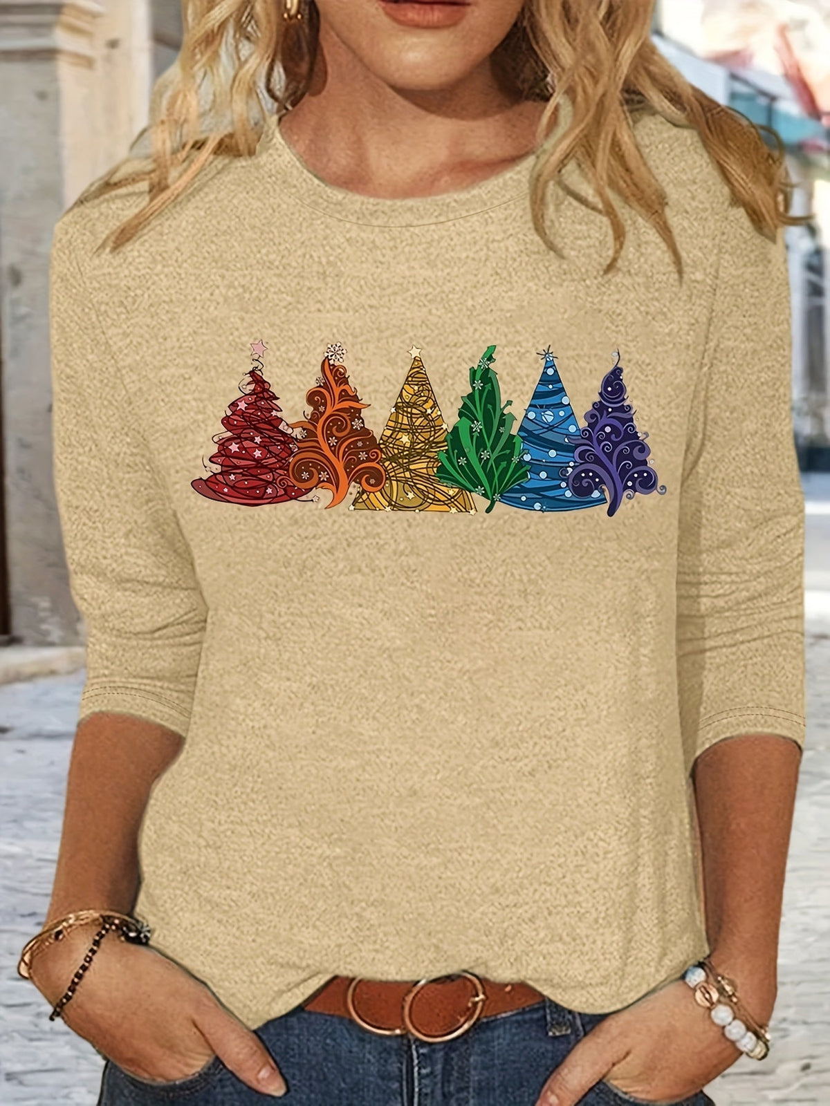 Women's Christmas Tree Print Long Sleeve T-Shirt, Crew Neck, Loose Fit, Casual Holiday Graphic Tee, Soft Stretch Fabric, S-XXL, Machine Washable
