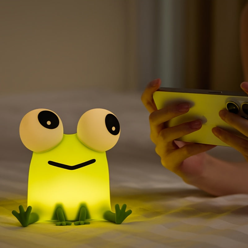 Frog Silicone Night Light, USB Rechargeable Bedside Lamp with 3-Level Dimming & Timer, Cute Kids Room & Teen Bedroom Decor Light for Bookshelves Dressing Tables & Parties, Birthday & Holiday Gift