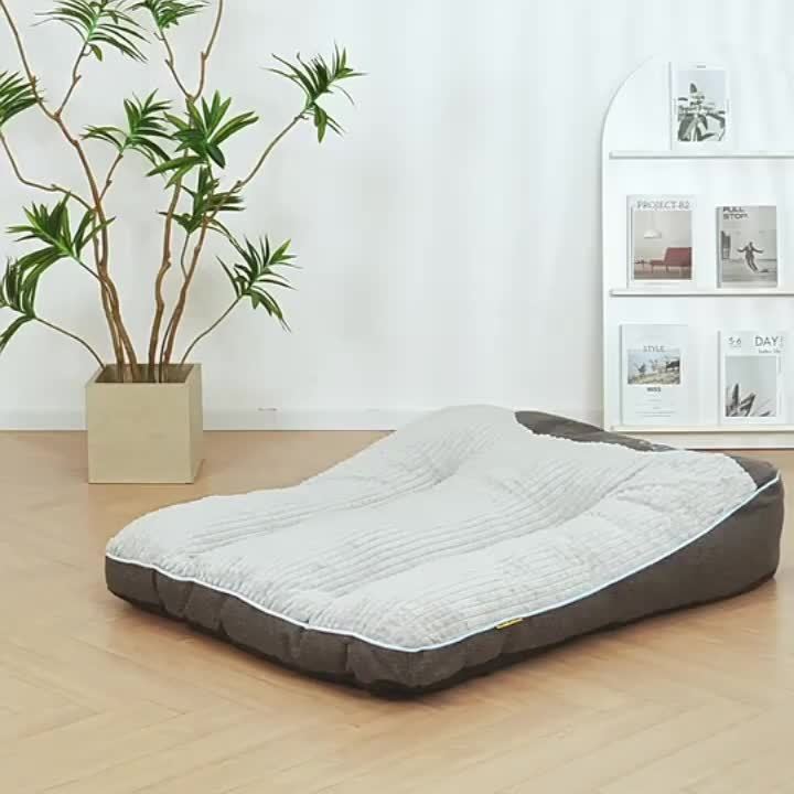 奢华格纹宠物沙发床，适用于中大型猫犬——全季节柔软聚酯纤维填充，防滑底面，金毛寻回犬理想之选，随附赠品玩具球，舒适宠物沙发床
