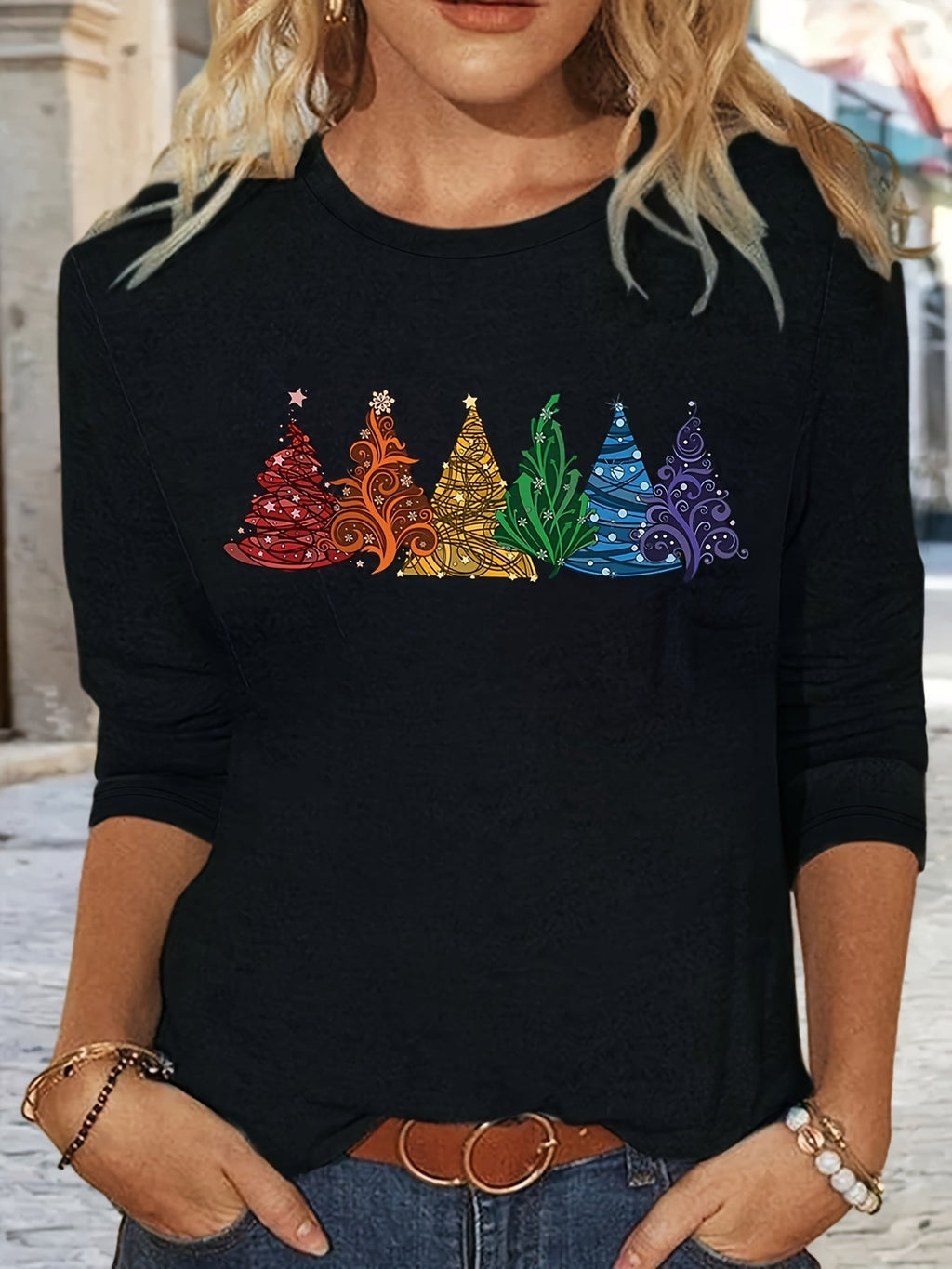 Women's Christmas Tree Print Long Sleeve T-Shirt, Crew Neck, Loose Fit, Casual Holiday Graphic Tee, Soft Stretch Fabric, S-XXL, Machine Washable