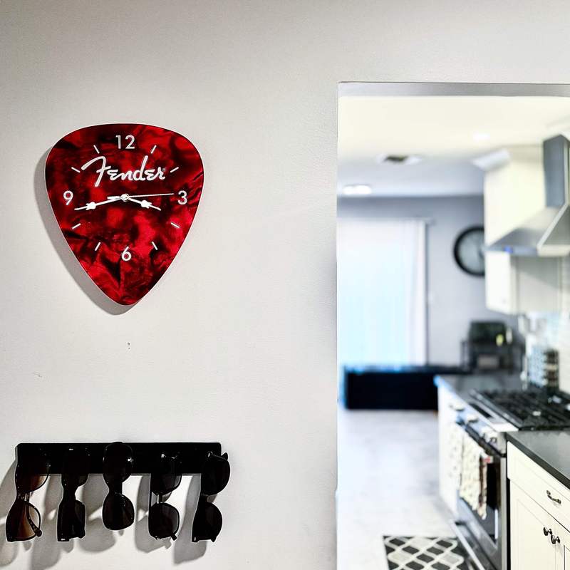 Fender Guitar Pick Wall Clock – Music Lover Wall Decor Easy Install AA Battery Powered – Red