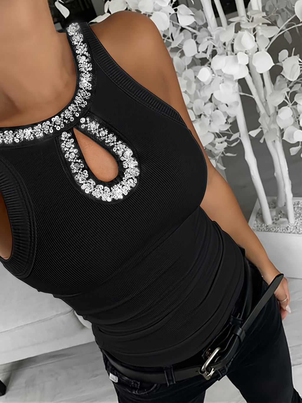 Women's Sleeveless Rhinestone Blouse, High Elasticity Round Neck Pearl Casual Elegant Stretchable Top, Solid Color, Machine Washable, S M L XL XXL, Multiple Colors