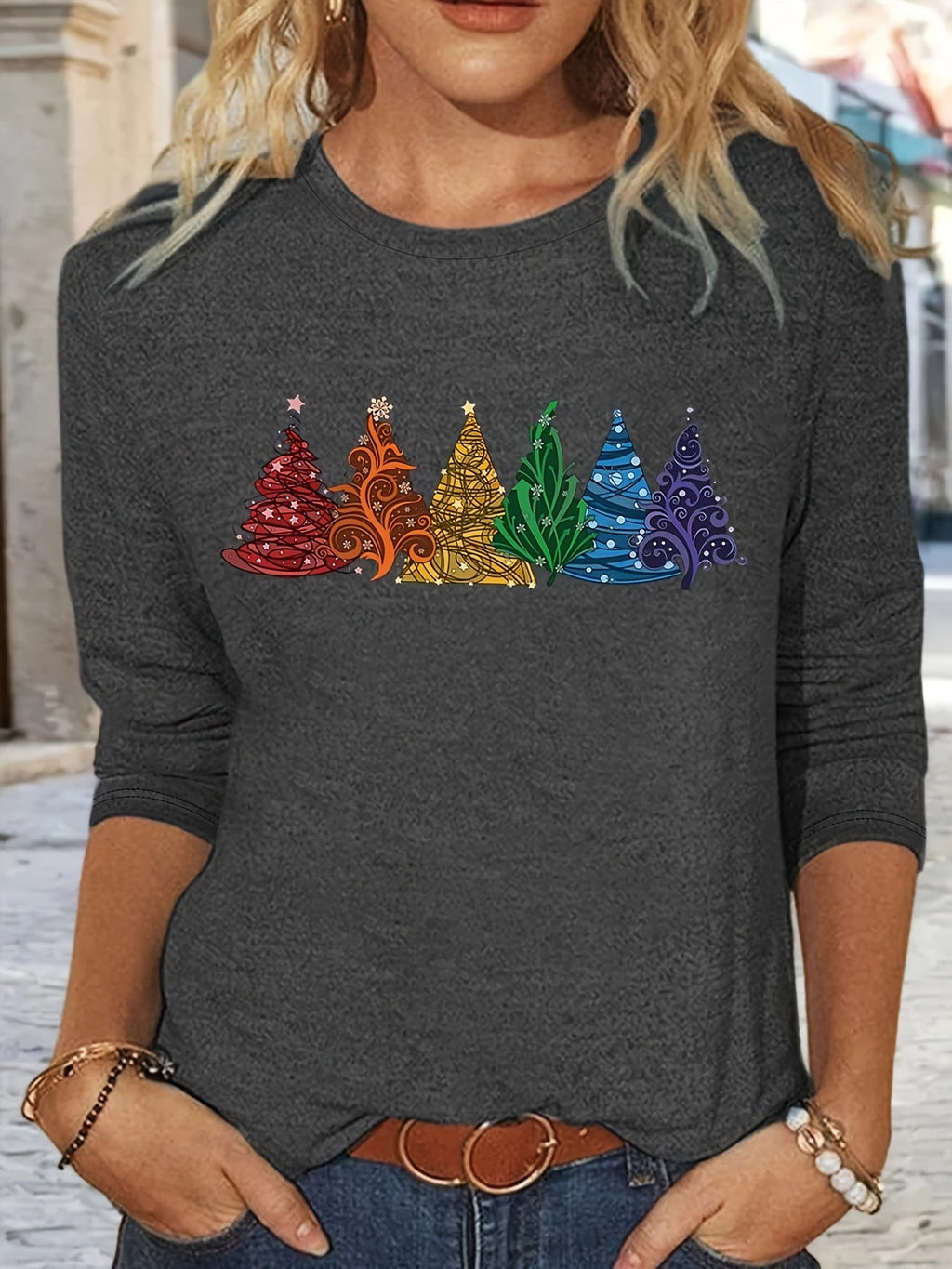 Women's Christmas Tree Print Long Sleeve T-Shirt, Crew Neck, Loose Fit, Casual Holiday Graphic Tee, Soft Stretch Fabric, S-XXL, Machine Washable