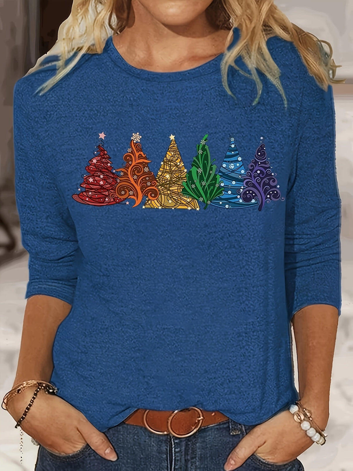 Women's Christmas Tree Print Long Sleeve T-Shirt, Crew Neck, Loose Fit, Casual Holiday Graphic Tee, Soft Stretch Fabric, S-XXL, Machine Washable