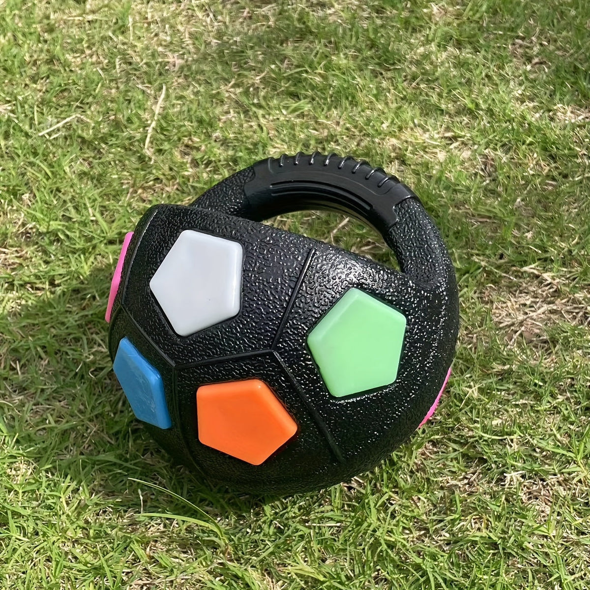 Squeaky Dog Ball Toy, Durable TPR Soccer Football Interactive Chew Toy for Medium Dogs, Teeth Grinding Training, No Battery Needed, Pet Play Ball