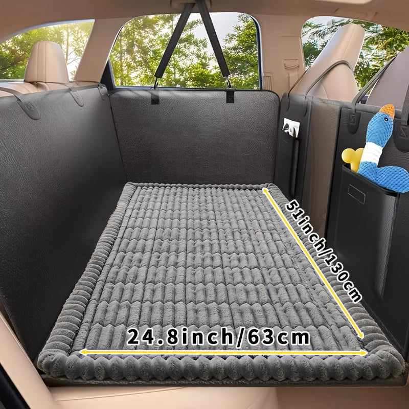 防滑车载宠物垫 加厚后座延伸防护垫 – 耐咬防水SUV/轿车/皮卡通用脚垫，适合所有体型狗狗，易清洗耐用聚酯纤维材质