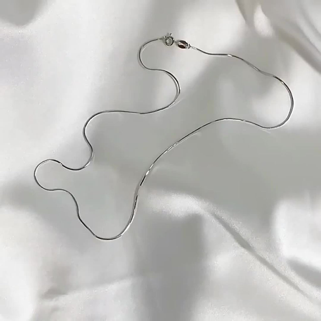 925 Sterling Silver 1mm Snake Chain Necklace Unisex – Handmade Round Snake Chain Lengths 16–24 Inches, Gift Box Included, Perfect for Daily Wear, Mother’s Day & Gifts for Him or Her