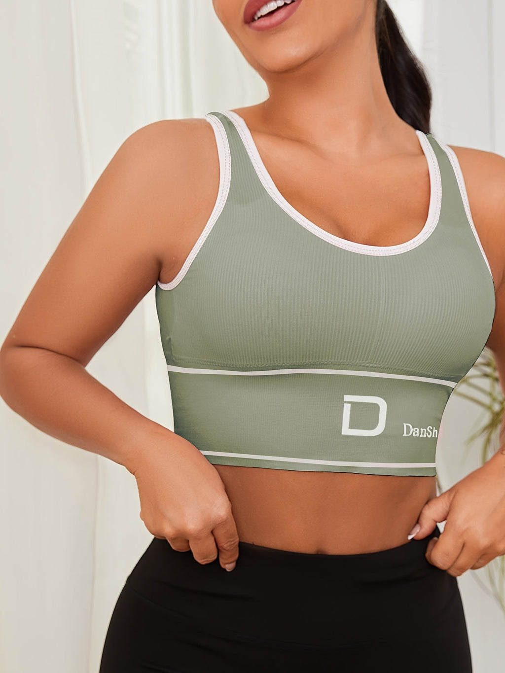 5pcs Wireless Sports Bra Set – Full Coverage High Elasticity Nylon Bra for Yoga, Running, and Gym, Breathable and Machine Washable, Mixed Colors, DANSHEER Print, Women's Activewear Bra Pack
